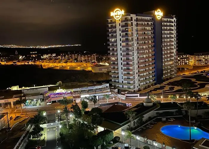 Golden Dreams & Perfect For ***** Apartment